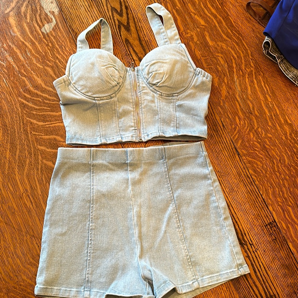 Haute Monde Crop Top and Short Set Sz L stretchy denim